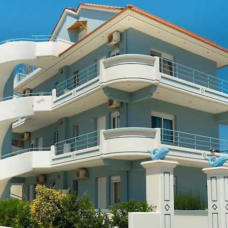 Megat Seaview And Seaside Apartments イアリソス エクステリア 写真