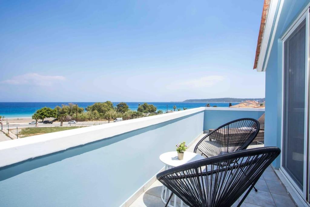 Megat Seaview And Seaside Apartments イアリソス エクステリア 写真